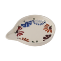 ANNABELLE Slevfat i varmvitt stengods med handmålade blommor i blått och rost, 12 × 10 cm