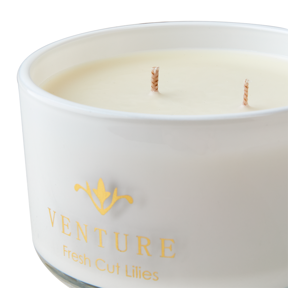 VENTURE Doftljus Fresh cut lilies, Vit