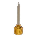 DAISY Ljusstake, Bärnsten – räfflad ljusstake i pressglas på fot, H8 cm – bild 3