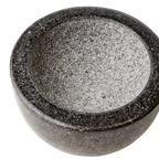 THYME Mortel med stöt i svart granit med djup rundad skål, diameter 14 cm – bild 3